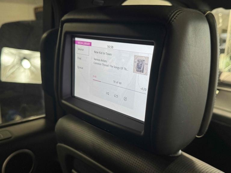 2018 Land Rover Discovery SD V6 HSE Luxury SUV Diesel Automatic