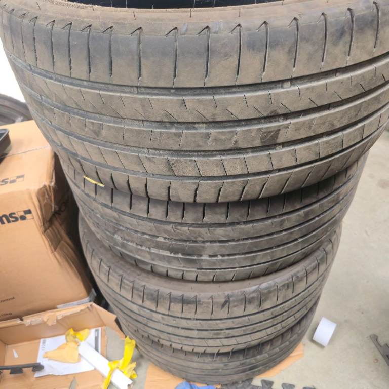 265 45 21 Bridgestone Alenza x4 265/45/21