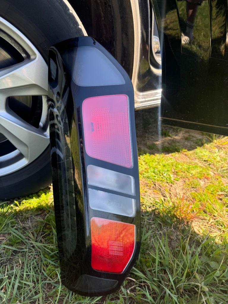 FORD TRANSIT CUSTOM 2023 onwards LH PASSENGER REAR LAMP