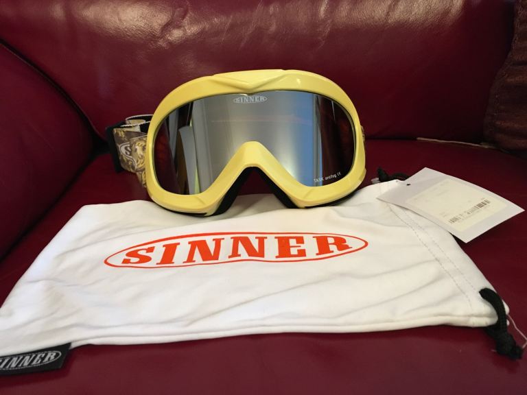 image for Skiing Goggles - Sinner