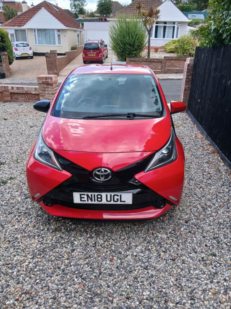 Toyota, AYGO, Hatchback, 2018, Manual, 998 (cc), 5 doors