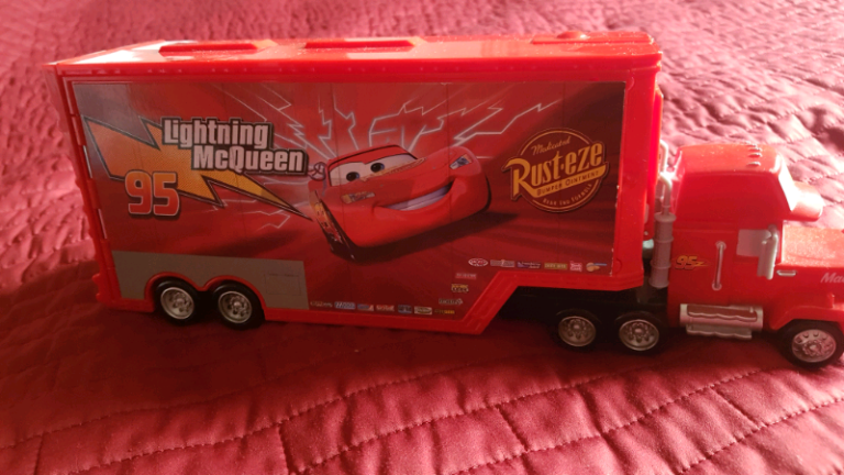Disneys Cars Truck Ramp
