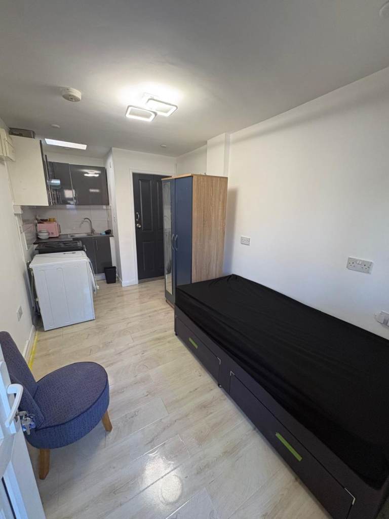 Single bedroom with attached bathroom and kitchen area for rent