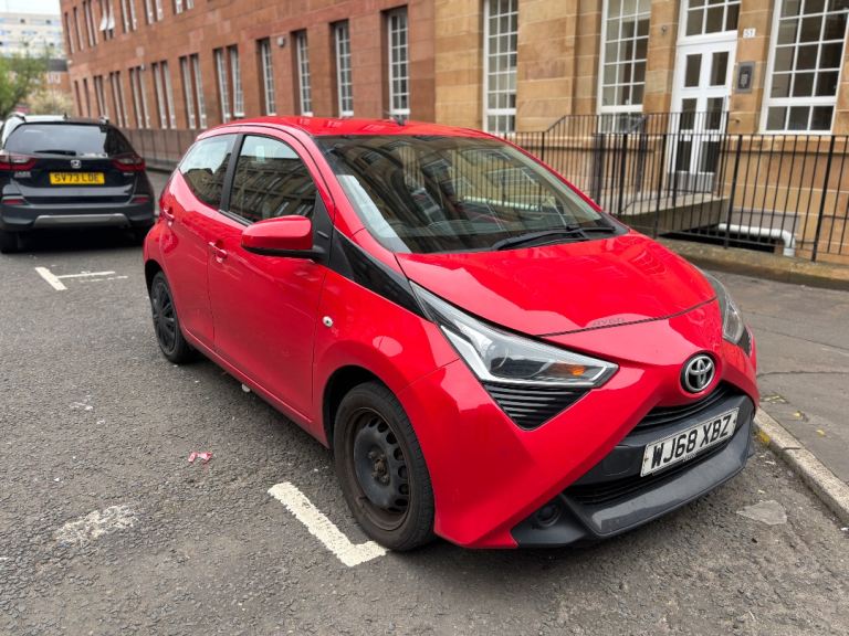 Toyota, AYGO, Hatchback, 2018, Manual, 998 (cc), 5 doors