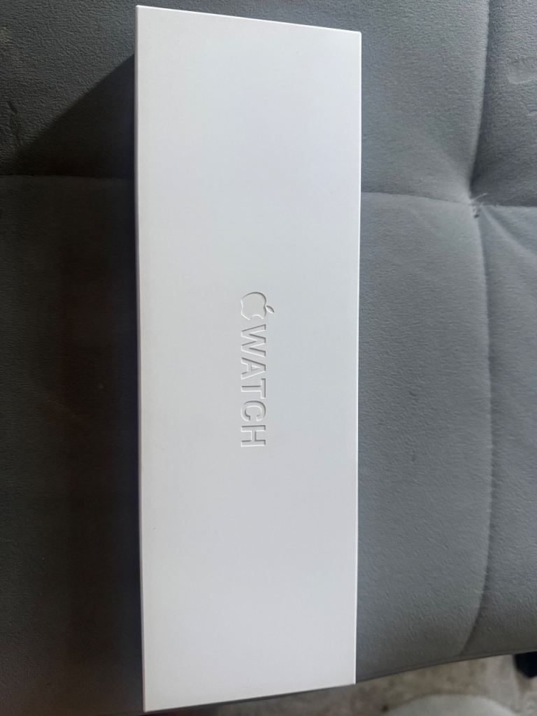 Apple Watch series 11. 42mm brand new 