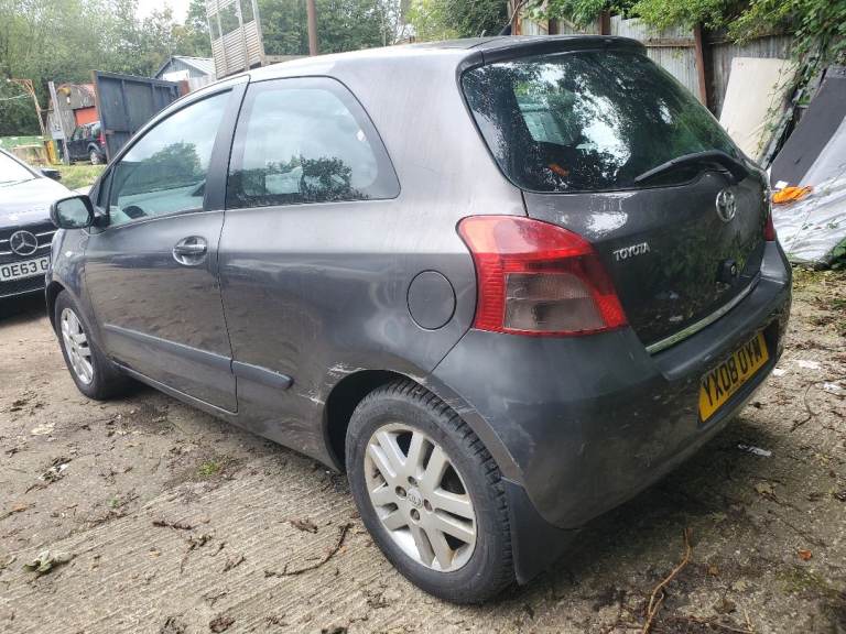BREAKING: TOYOTA YARIS 2005-10	1.3p	ENGINE: 	2SZFE ; GEARBOX:	5 SPEED , MANUAL