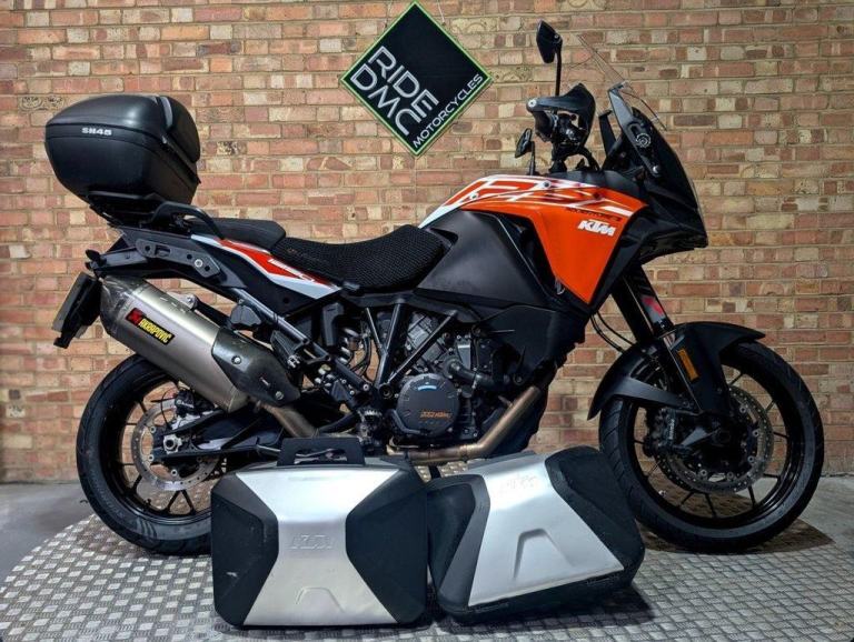 KTM 1290 SUPER ADVENTURE S AKRAPOVIC.  FULL LUGGAGE.  GOOD SERVICE HISTORY