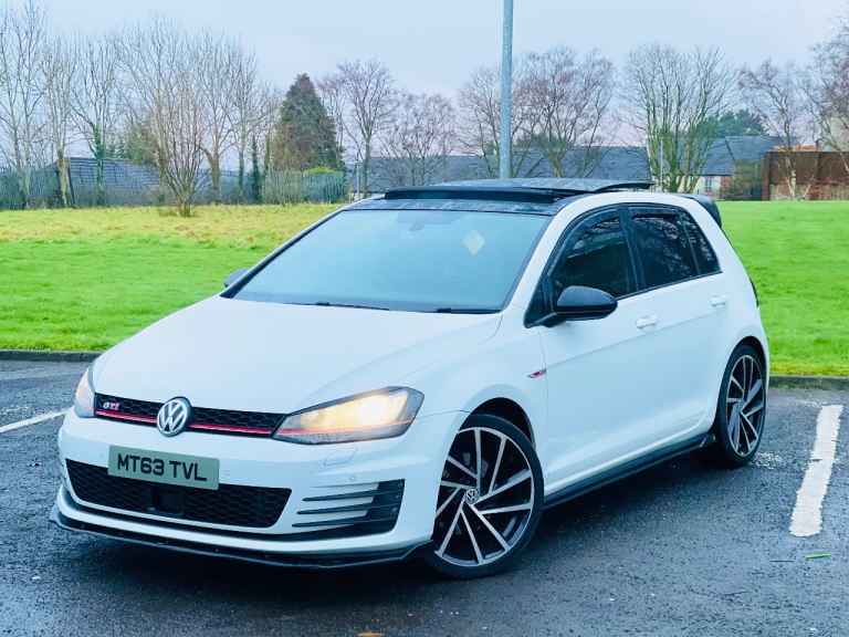NOV 2013 VOLKSWAGEN GOLF GTI 2.0 PETROL **FSH, HIGH SPEC, LOW MILES**