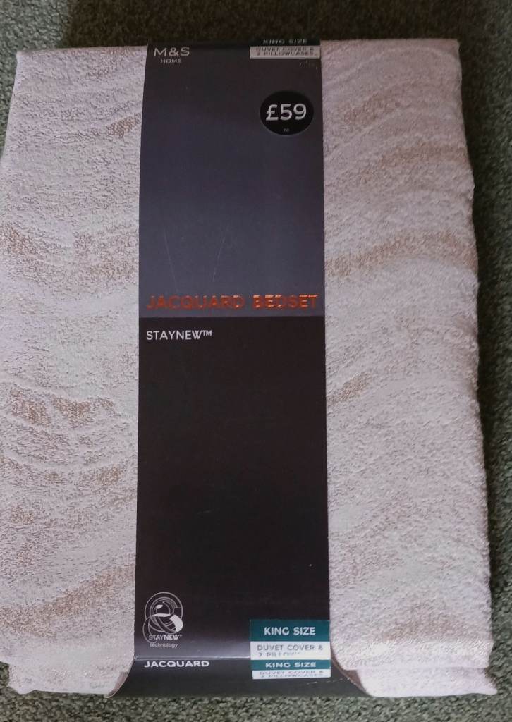 Marks & Spencer King size Jacquard Duvet Cover Set