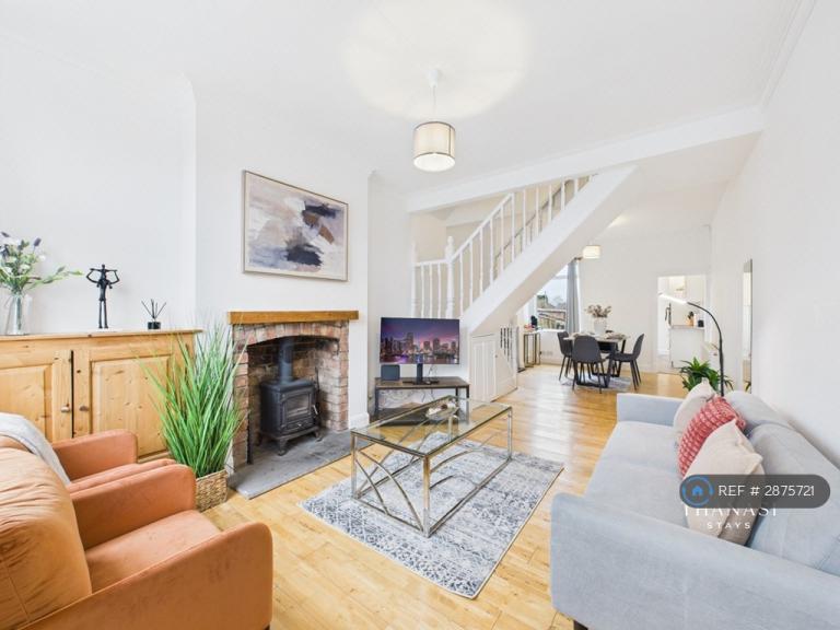 2 bedroom house in Sandhurst St, Leicester, LE2 (2 bed) (#2875721)