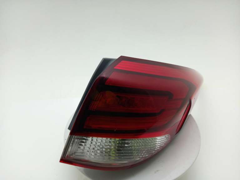 Hyundai I40 Tail Light Rear Lamp O/S 2015-2021 5 Door Estate Rh