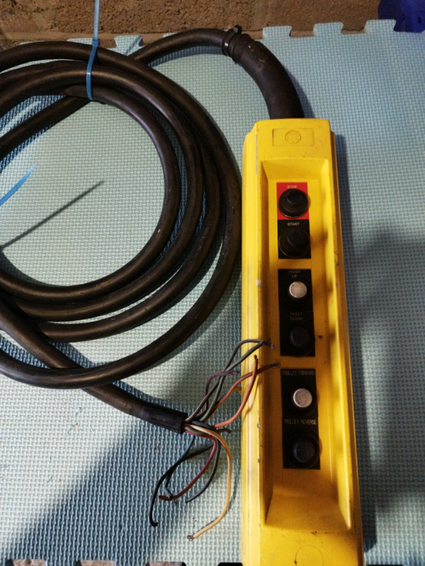 Pendant controller