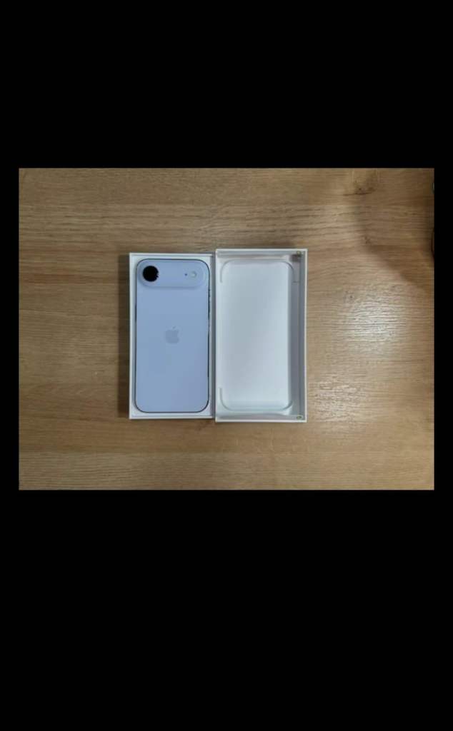 iPhone air 256gb like new £600 sealed £760 512gb £670 with Apple Warranty