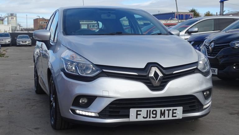 RENAULT CLIO 1.5 Play dCi 90 Manual Diesel 2019