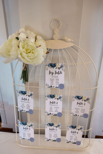 Decorative Birdcage Table Plan Holder (OR) Memo Board – Cream Metal