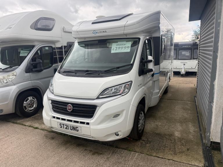 Sun Living S65 SL Coachbuilt - Rear Twin Singles & Huge Garage