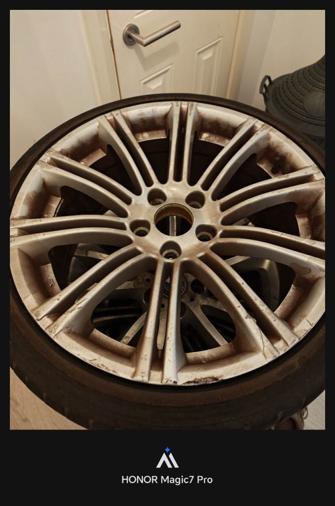 Alloy wheels BMW 3,4,5 Alkatec Evo 1 genuine Italian alloys. 19 inch. Perfect quality.