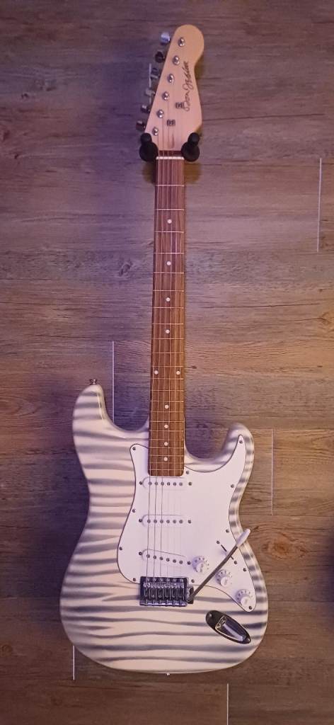 Fender STRATOCASTER replica