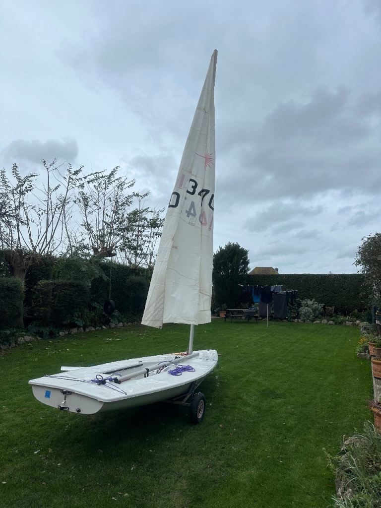 Laser sailing dinghy SOLD SOLD SOLD with full and radial rig and holt conversion gear