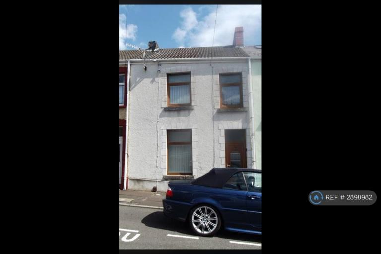 4 bedroom house in Tymawr Street, Swansea, SA1 (4 bed) (#2898982)