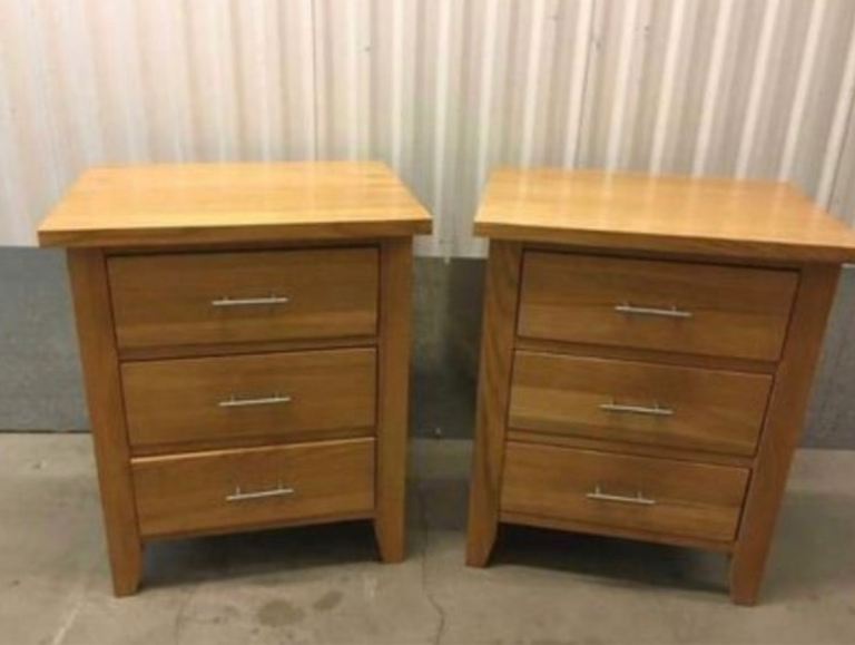 image for Solid Oak Bedside Cabinets