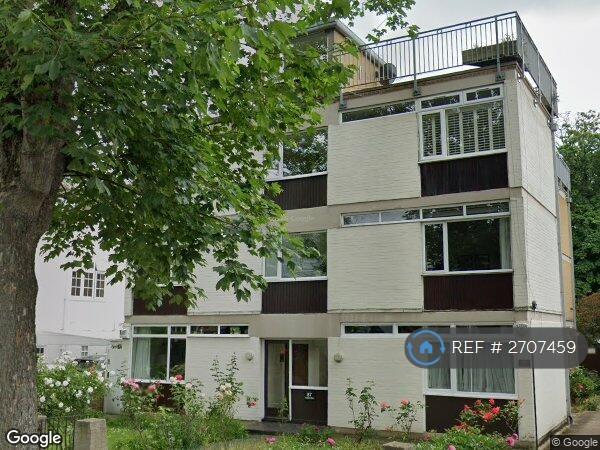 2 bedroom flat in Park Road, London, W4 (2 bed) (#2707459)