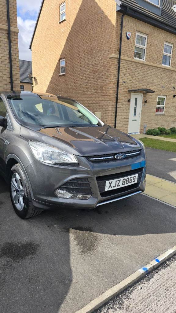 2015 Ford Kuga Zetec, Grey, Manual transmission, in good condition 