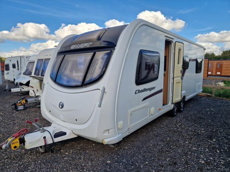 2012 Swift Challenger 625 Twin Axle 6 Berth Fixed Bed Bunks TV Large Kitchen