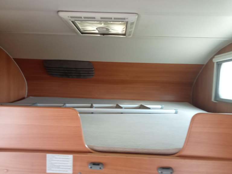 WARNING STOLEN VEHICLE STOLEN 