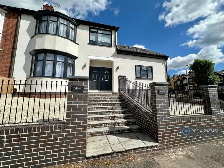1 bedroom in Braunstone Avenue, Leicester, LE3 (#2927473)