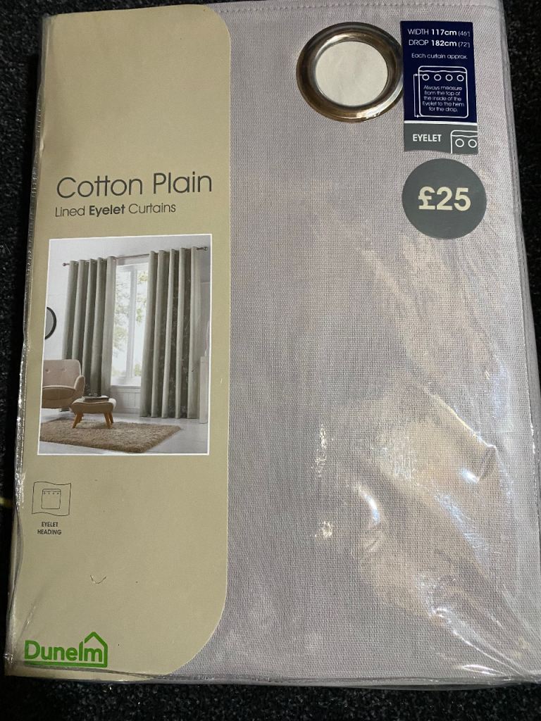 Curtains in grey with eyelet heading 