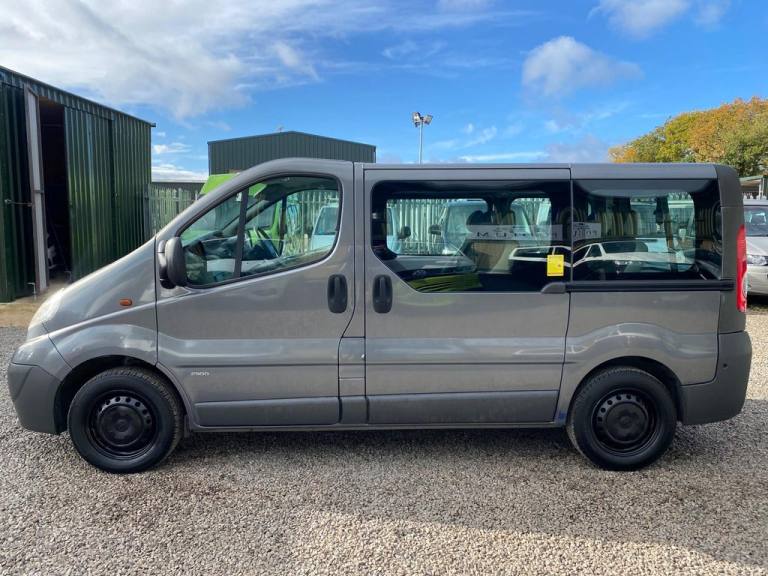 2011 Vauxhall Vivaro 2.0 2900 CDTi ecoFLEX 16v Combi FWD L1 H1 5dr MPV Diesel Manual