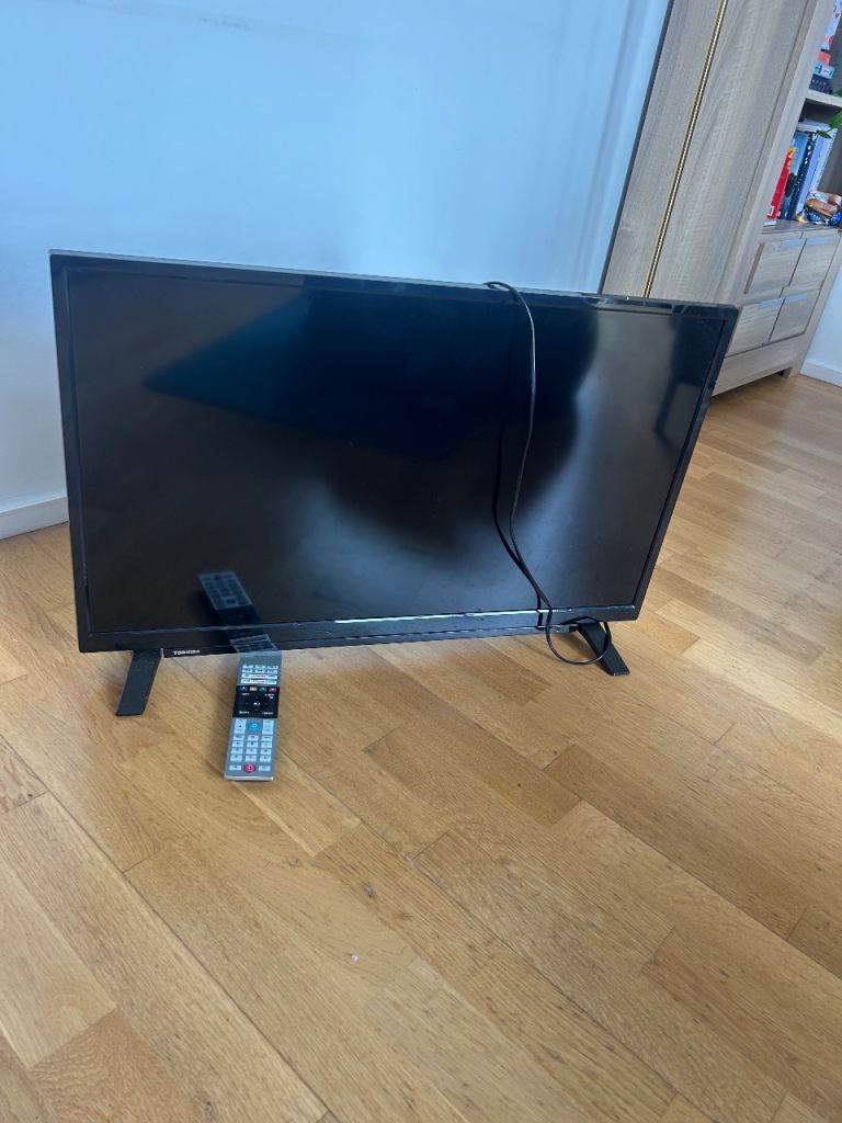 32 Inch Smart TV