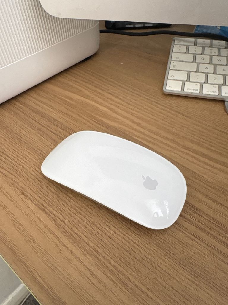 Apple Magic Mouse 2