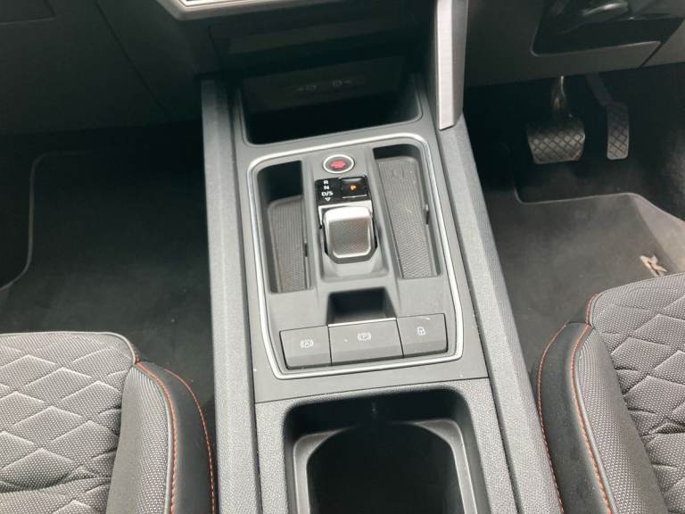 2025 SEAT Leon 1.0 eTSI FR 5dr DSG Hatchback PETROL Automatic