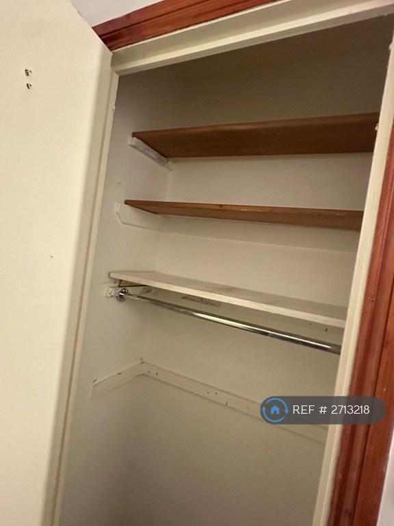 Studio flat in Marsh Close, Leicester, LE4 (#2713218)