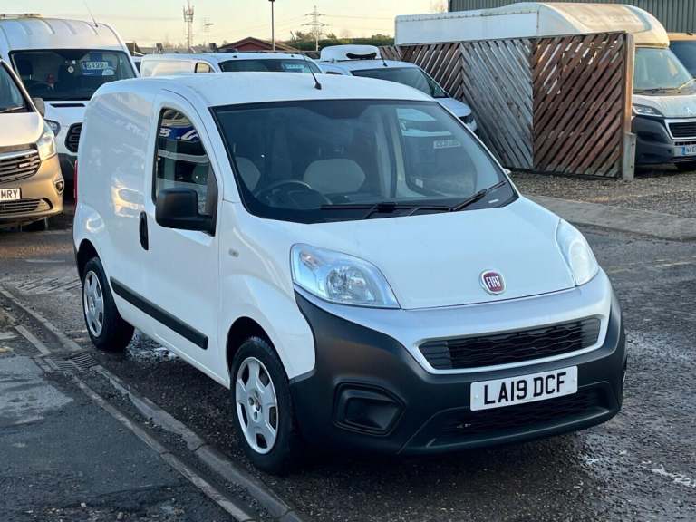 2019 Fiat Fiorino 1.4 8V Fire Tecnico Van PANEL VAN PETROL Manual