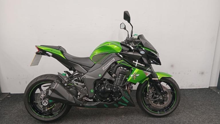 KAWASAKI Z1000 ** MOT JUNE 2026 - RADIATOR COVER - LOW MILLAGE **