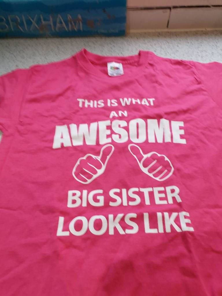 Children's tee shirts 