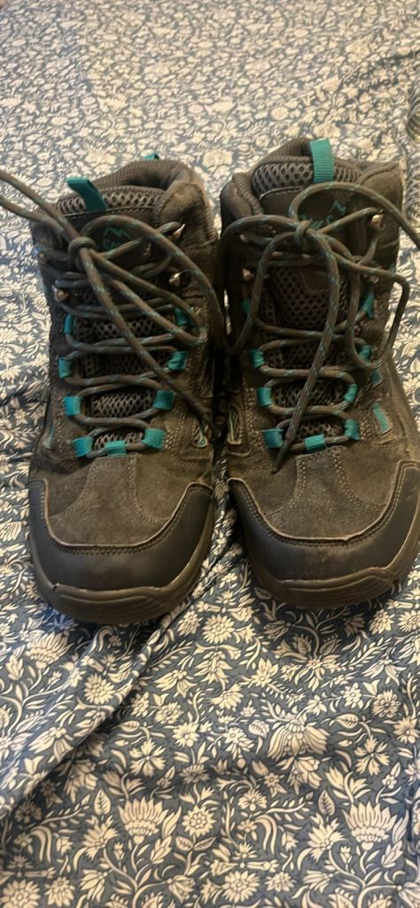 Peter Storm walking boots 