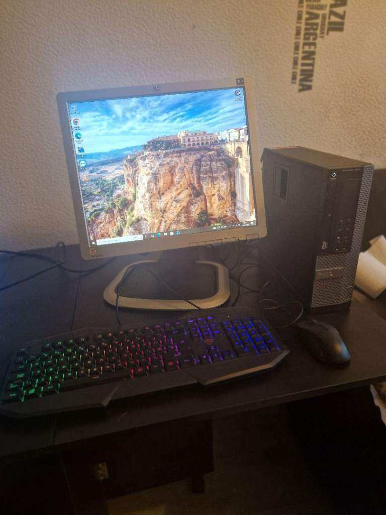 Dell Optiplex 7010 8GB RAM 500+GB hardrive