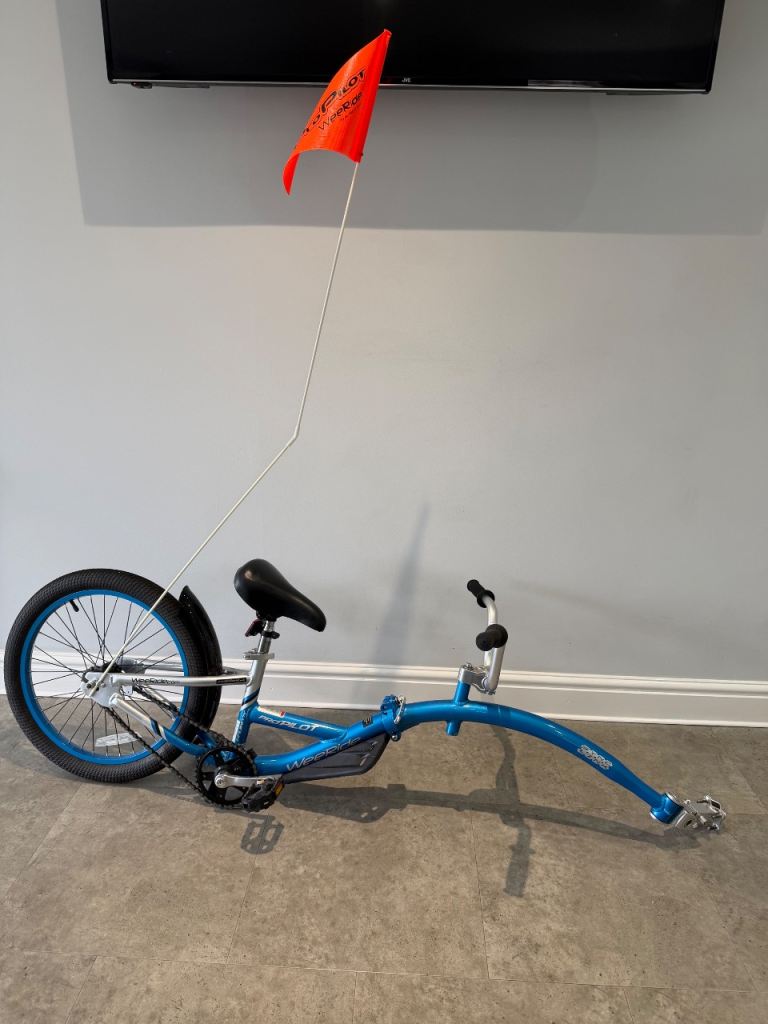 WEERIDE TAG A LONG PRO PILOT QUALITY BIKE