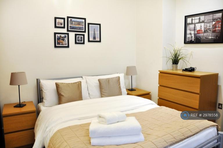 Studio flat in Hammersmith Grove, London, W6 (#2978558)