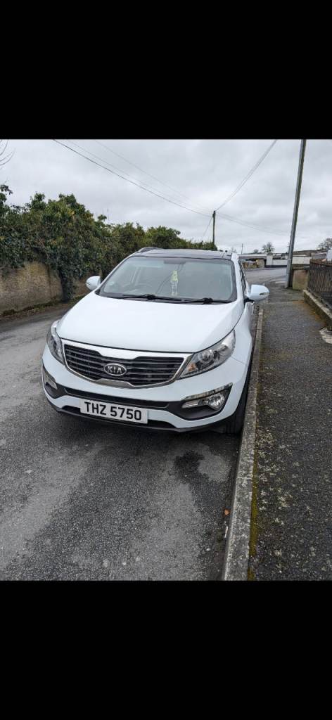 Kia, SPORTAGE, Estate, 2012, Manual, 1685 (cc), 5 doors
