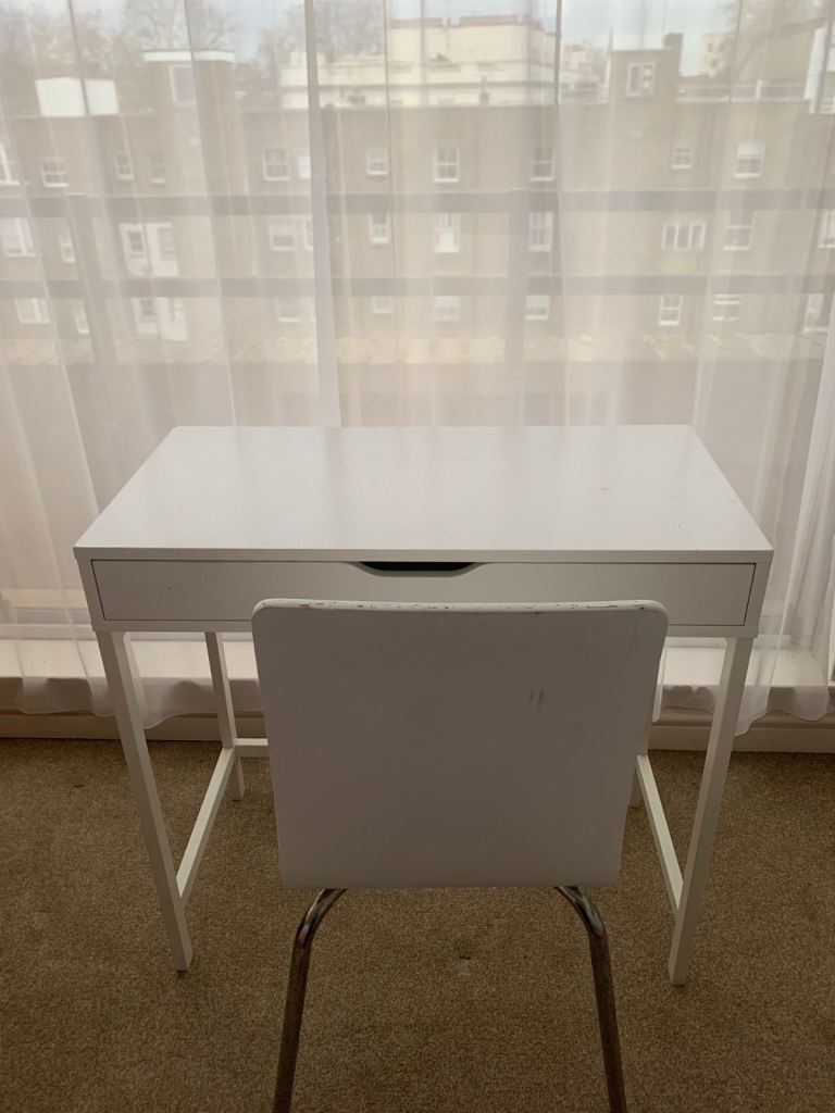 image for Sleek white desk 