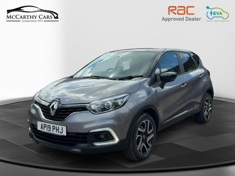  Renault Captur TCe ENERGY Iconic SUV Petrol Automatic
