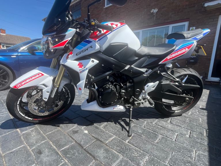 Suzuki, GSR, 2016, 749 (cc)