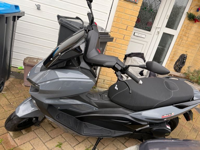 Motor bike , AURA, 2024, 125 (cc)