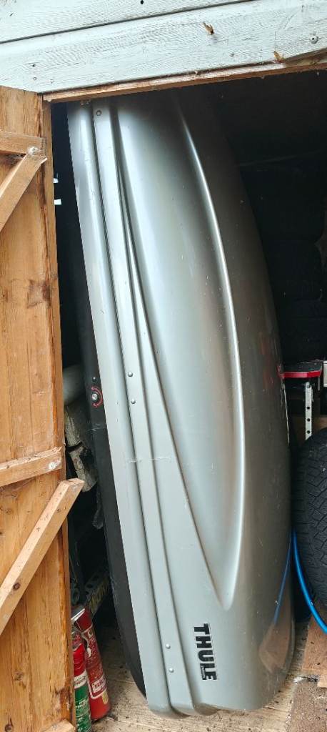 Thule roof box