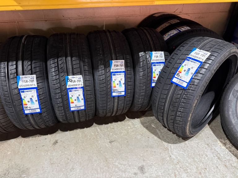 New tyres 195,205,215,225,235,245,255,35,40,45,50,55,60,65,70,75,15,16,17,18,19,20,21 